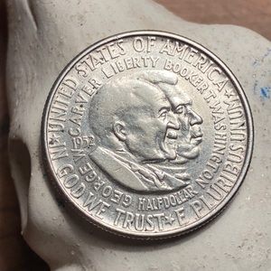 1952 Carver-Washington Silver Commemorative Half Dollar - Circulated